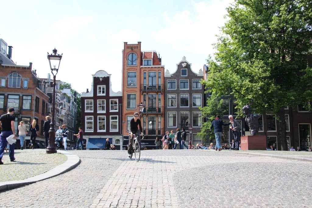 Travel | Amsterdam: charmant und bewegt