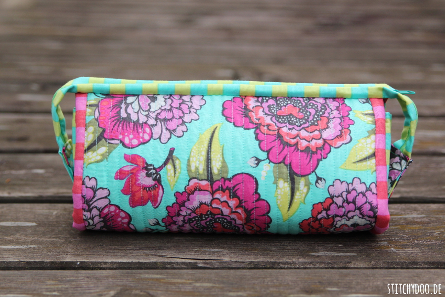 stitchydoo: Sew Together Bag aus knalligen Tula Pink Stoffen