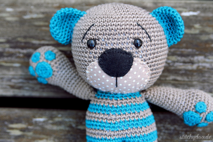 stitchydoo: Tummy Teddy | Ein gehäkelter Teddy mit ganz besonderen Details