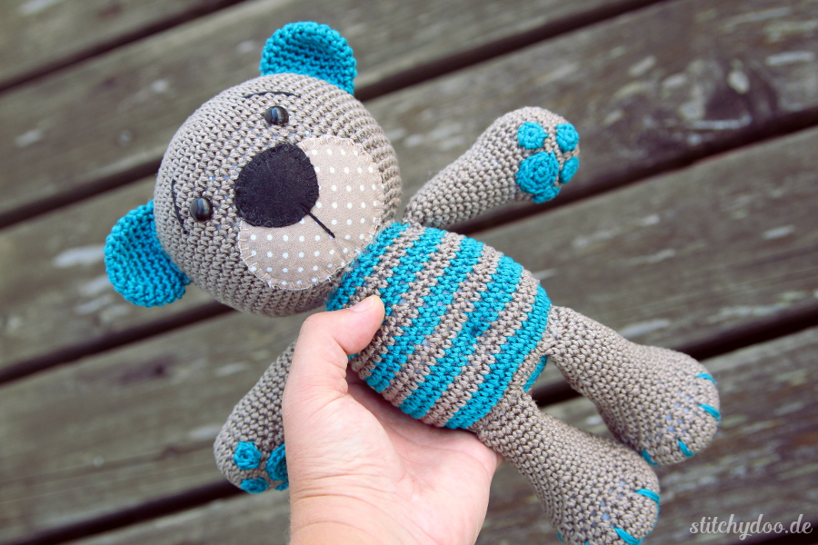 stitchydoo: Tummy Teddy | Gehäkelter Teddy mit ganz besonderen Details