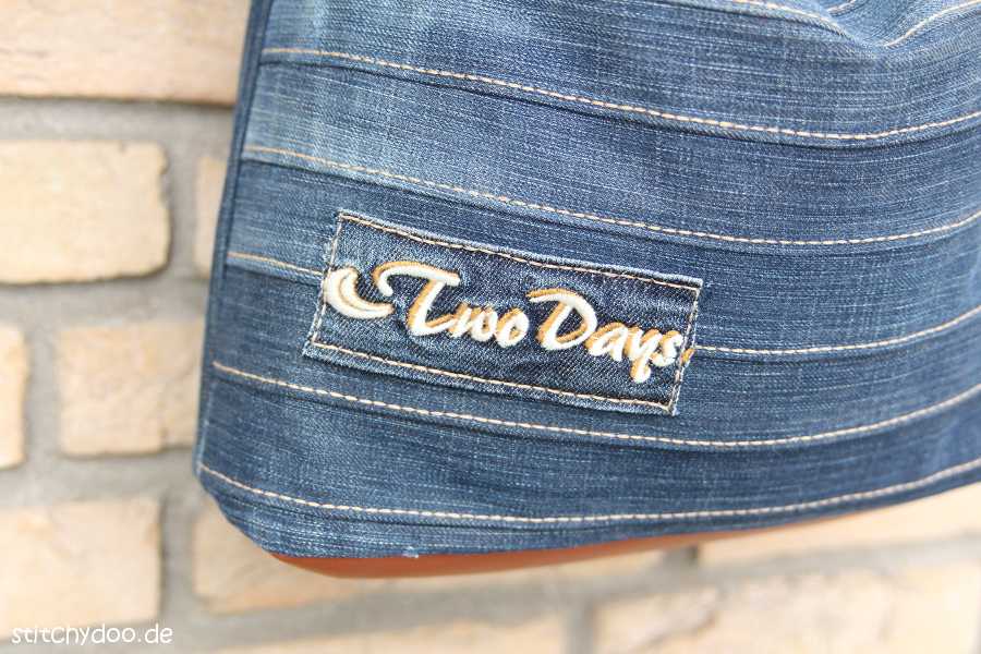 stitchydoo: Upcycling-Tasche Chobe | Jeans-Recycling par ex­cel­lence