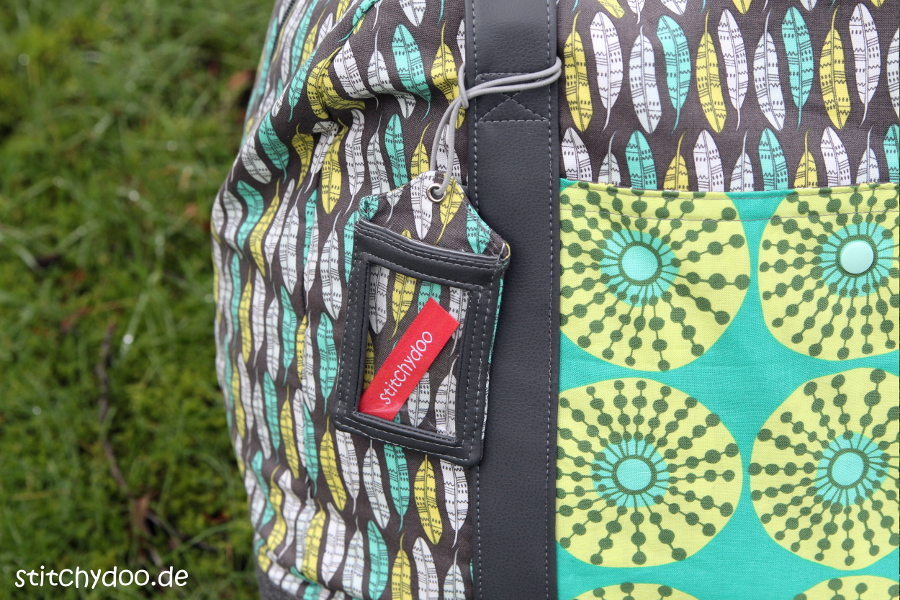stitchydoo: Taschenspieler 3 Reisetasche mit Kofferanhänger