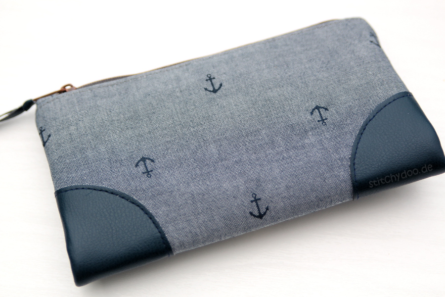 stitchydoo: Indigo Ahoi! | Maritime Geldbörse mit Ankern