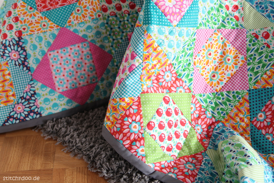 stitchydoo: Economy Block Quilt | Eine kunterbunte Patchworkdecke