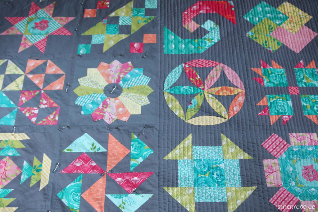 stitchydoo: 6 Köpfe 12 Blöcke Quiltalong 2017 - Straight Line Quilting